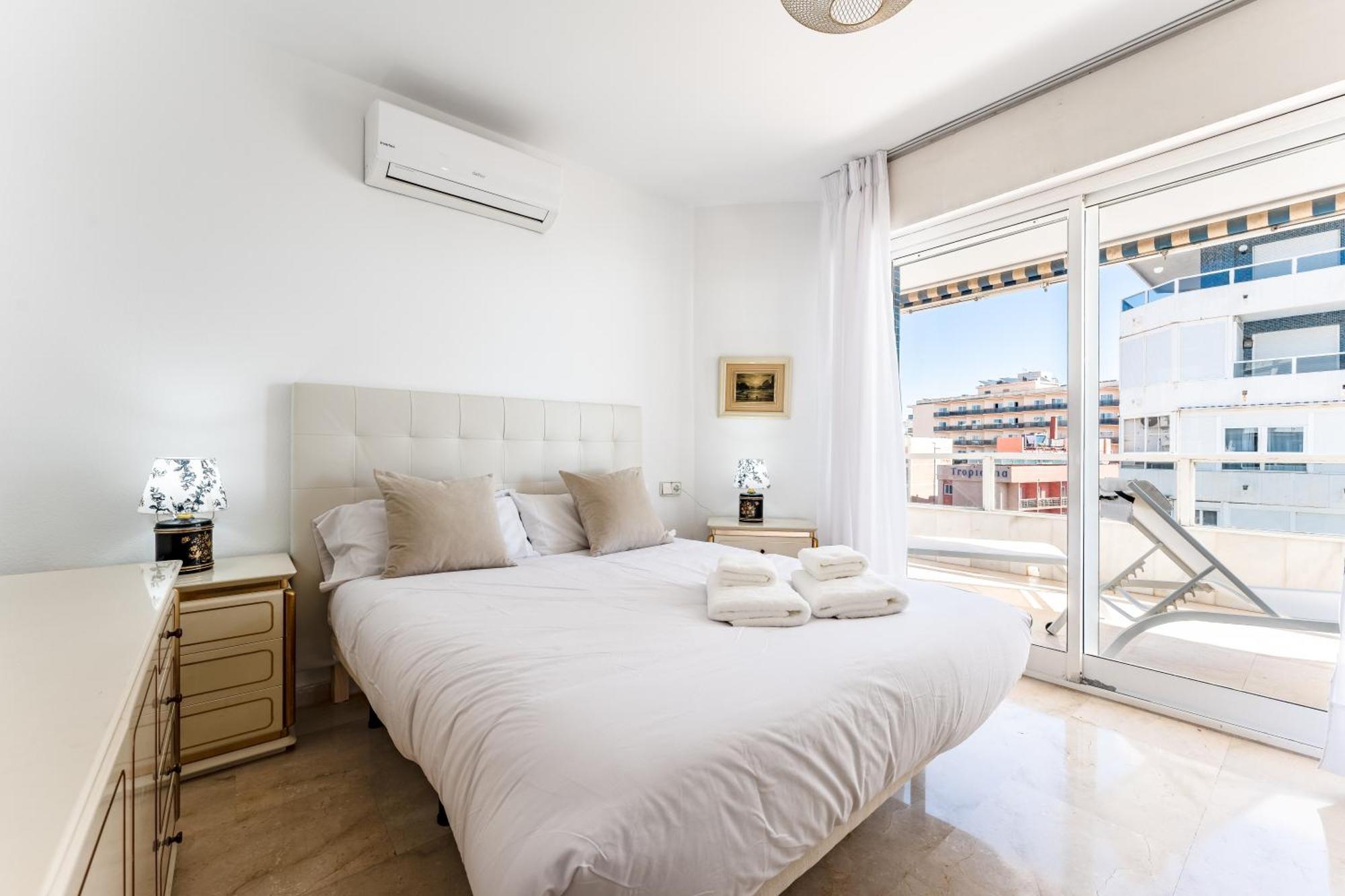 Tropico Carihuela View & Parking Leilighet Torremolinos Eksteriør bilde