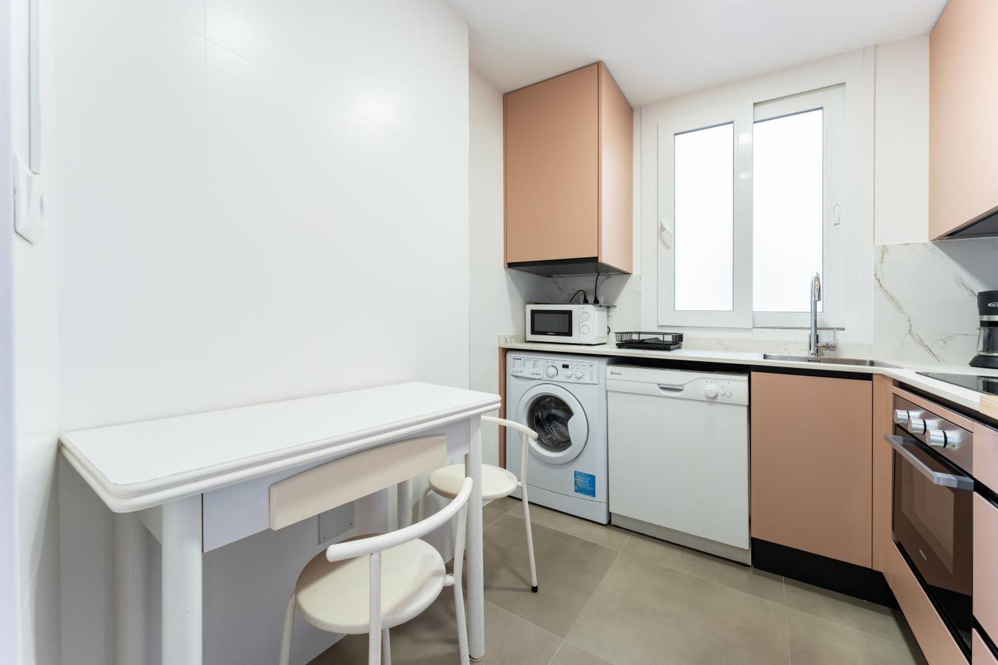 Tropico Carihuela View & Parking Leilighet Torremolinos Eksteriør bilde