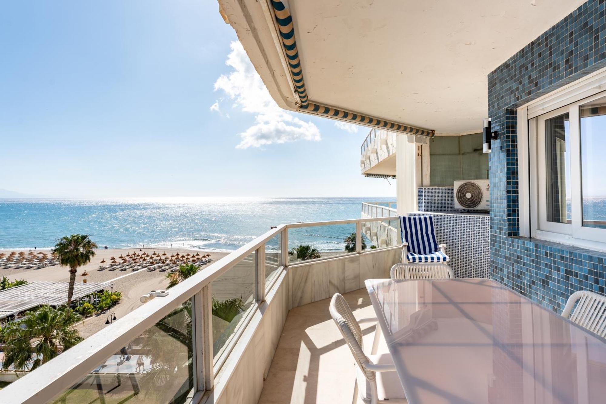 Tropico Carihuela View & Parking Leilighet Torremolinos Eksteriør bilde